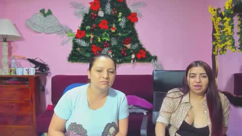 Snapshot of hanna_mature01 chatting on December 23, 1:36 am Hanna online show from December 23, 1:36 am