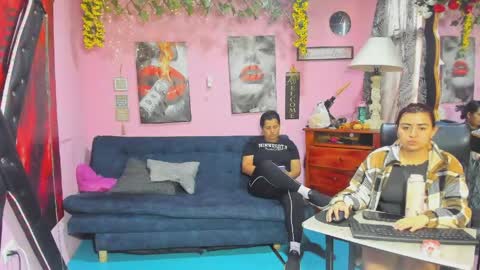 Snapshot of hanna_mature01 chatting on April 22, 12:07 pm Hanna online show from April 22, 12:07 pm