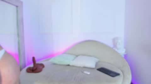 Snapshot of hanna_moonlight_ chatting on December 23, 11:28 pm Hanna online show from December 23, 11:28 pm