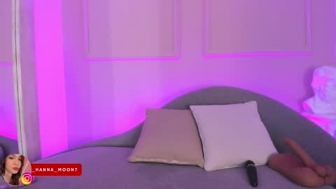 Snapshot of hanna_moonlight_ chatting on September 22, 7:38 pm Hanna online show from September 22, 7:38 pm
