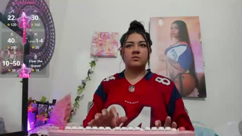 Hanna online show from June 23, 7:23 pm