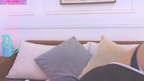 HANNA SOFIA online show from April 17, 10:07 am