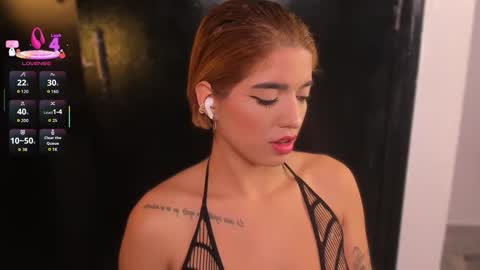 Snapshot of hanna_vasquez chatting on February 17, 8:04 pm Hanna online show from February 17, 8:04 pm