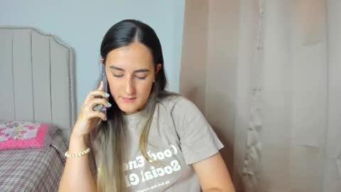 Hanna online show from December 4, 9:34 pm