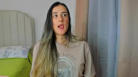 Hanna online show from February 4, 6:47 pm