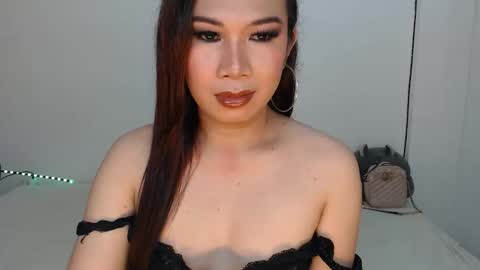 Hannah online show from September 10, 2:11 am