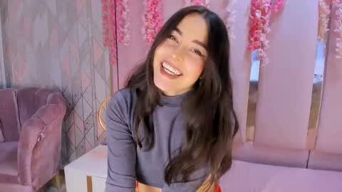 hannacollins_2 online show from September 20, 3:02 pm