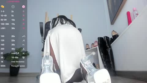 Snapshot of hannah_hcb chatting on December 5, 9:39 am HANNAH HOWELL online show from December 5, 9:39 am