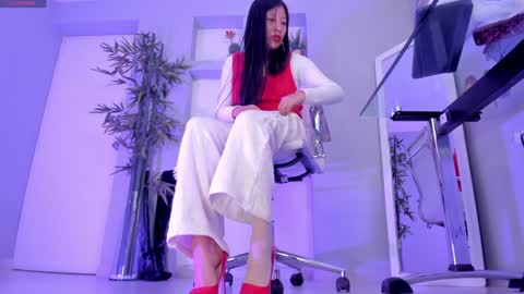 Snapshot of hannah_hcb chatting on January 14, 10:06 am HANNAH HOWELL online show from January 14, 10:06 am