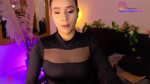 Hannah Williams online show from December 4, 9:23 pm