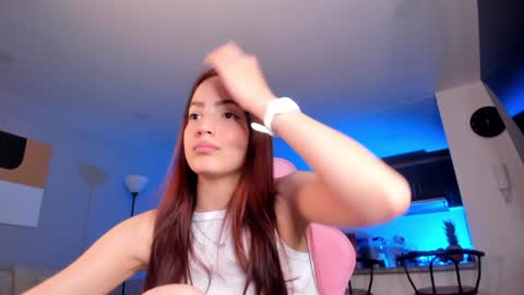 Hannah online show from January 29, 2:30 am