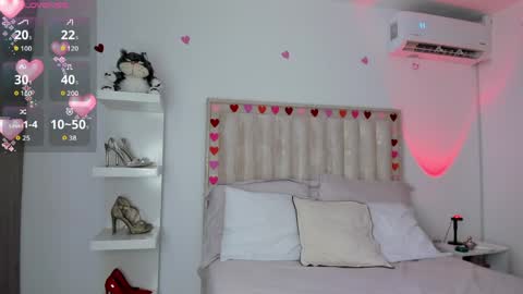 HANNAH GREENN - follow me online show from April 10, 6:23 pm