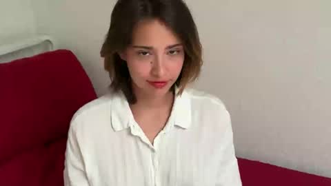 hannahinto online show from June 18, 2:32 pm