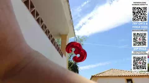 Hannah James online show from April 4, 4:15 pm