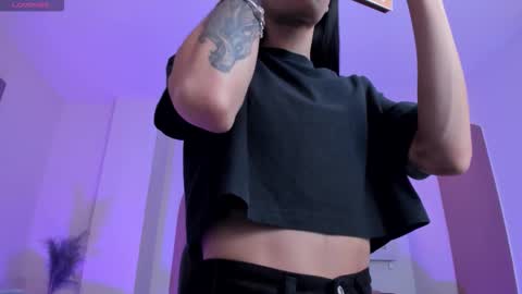 HANNAH J online show from February 28, 1:01 pm