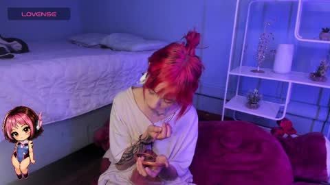 Hannah online show from May 26, 12:34 pm