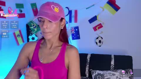 Snapshot of hannapettit12 chatting on July 8, 7:07 pm hanna pettit online show from July 8, 7:07 pm