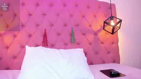 Hanna online show from December 4, 3:38 am