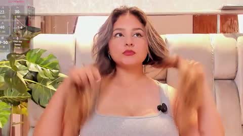 Snapshot of hannapret chatting on November 15, 10:04 pm HANA online show from November 15, 10:04 pm