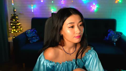 hannarosie online show from December 22, 4:27 pm