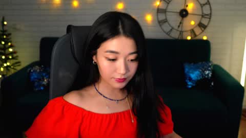 hannarosie online show from December 23, 8:47 pm