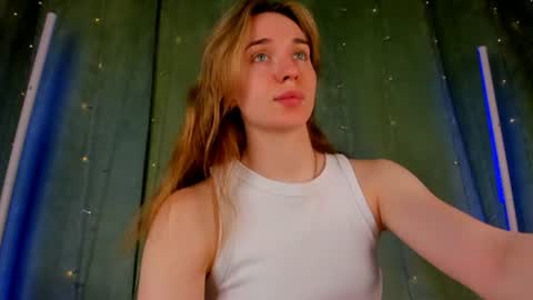 Snapshot of hannavanilla chatting on June 12, 11:35 pm Hannavanilla online show from June 12, 11:35 pm