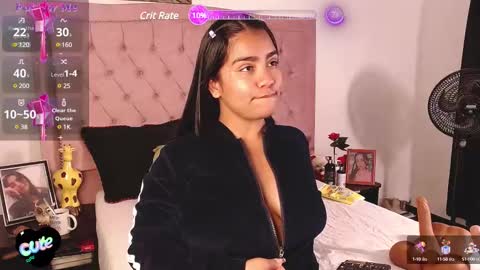 Snapshot of hannnasmith chatting on February 17, 12:05 pm Hanna online show from February 17, 12:05 pm