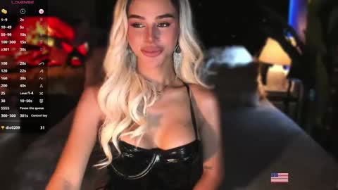 Snapshot of hanny113826 chatting on November 8, 3:56 pm hanny113826 online show from November 8, 3:56 pm