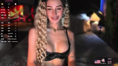 Snapshot of hanny113826 chatting on November 15, 4:47 pm hanny113826 online show from November 15, 4:47 pm