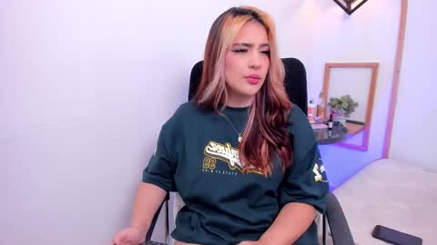 Hanny online show from December 2, 2:23 pm