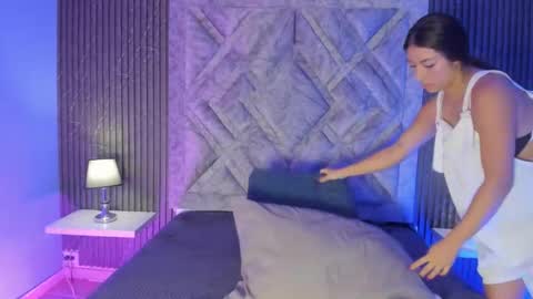 Snapshot of hannyk_ chatting on January 19, 11:36 am hannyk_ online show from January 19, 11:36 am