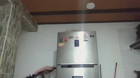 Snapshot of hansel_3 chatting on October 5, 3:05 am Andrs Cortes online show from October 5, 3:05 am