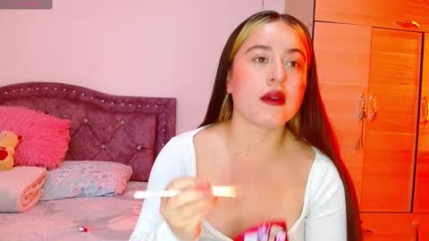 isabella   online show from October 24, 4:47 pm