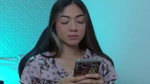 Snapshot of hantonella chatting on June 27, 2:34 pm Anto online show from June 27, 2:34 pm