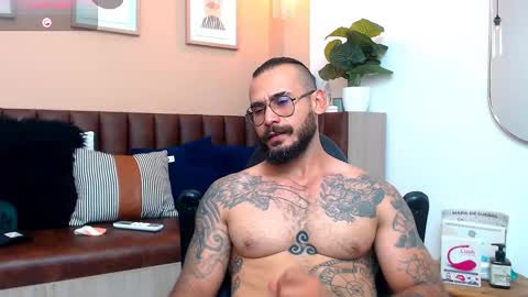 hanz_col online show from March 12, 6:11 pm