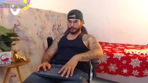 hanz_col online show from October 1, 11:49 am