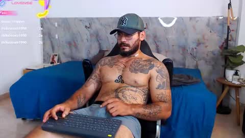 hanz_col online show from December 20, 11:28 am