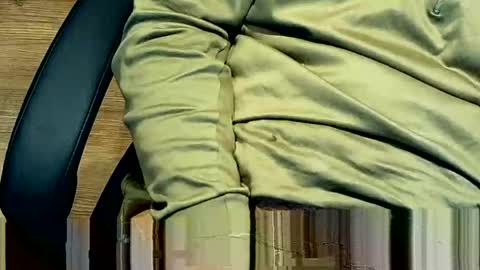 Snapshot of happy1stroker chatting on December 4, 9:51 am happy1stroker online show from December 4, 9:51 am