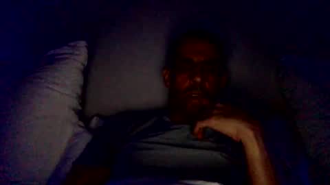 Snapshot of happy2334 chatting on December 3, 11:01 am skysky6969 online show from December 3, 11:01 am