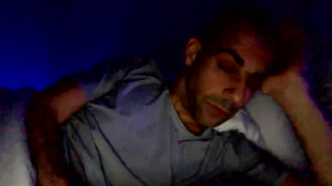 Snapshot of happy2334 chatting on December 7, 2:46 pm skysky6969 online show from December 7, 2:46 pm