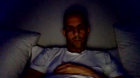 Snapshot of happy2334 chatting on December 25, 12:58 pm skysky6969 online show from December 25, 12:58 pm