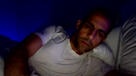 Snapshot of happy2334 chatting on January 1, 12:55 pm skysky6969 online show from January 1, 12:55 pm