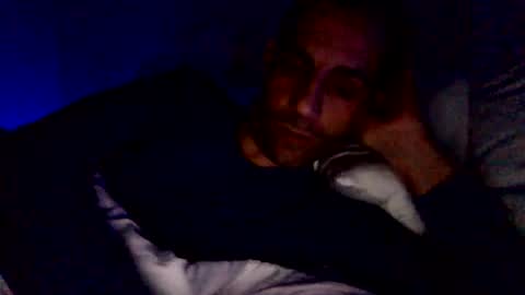 Snapshot of happy2334 chatting on January 14, 1:49 pm skysky6969 online show from January 14, 1:49 pm