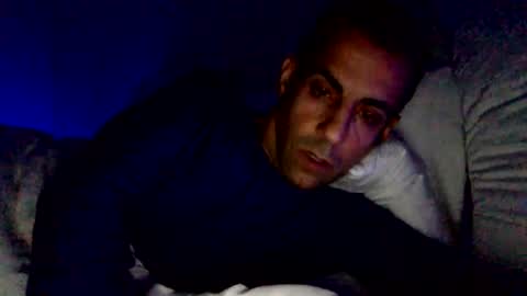 Snapshot of happy2334 chatting on January 17, 1:56 pm skysky6969 online show from January 17, 1:56 pm