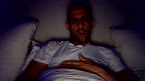 Snapshot of happy2334 chatting on February 11, 12:16 pm skysky6969 online show from February 11, 12:16 pm