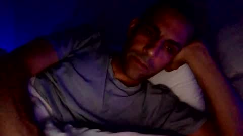 Snapshot of happy2334 chatting on March 11, 11:12 am skysky6969 online show from March 11, 11:12 am