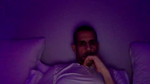 Snapshot of happy2334 chatting on September 16, 1:23 pm skysky6969 online show from September 16, 1:23 pm