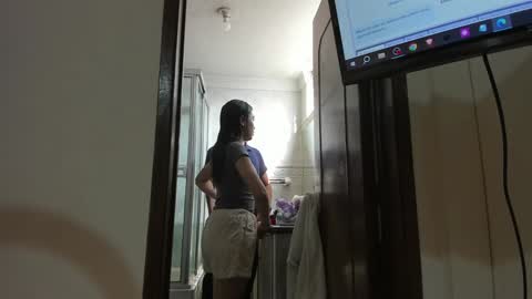 happy_cream_ online show from December 24, 2:12 pm