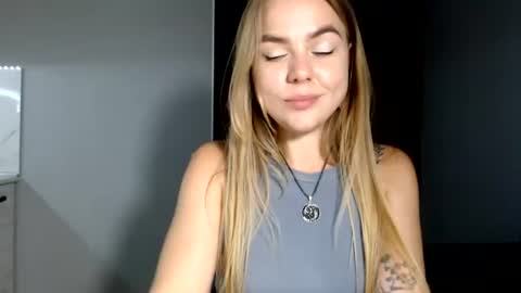 Snapshot of happy_fox_ chatting on July 21, 11:07 pm happy_fox_ online show from July 21, 11:07 pm