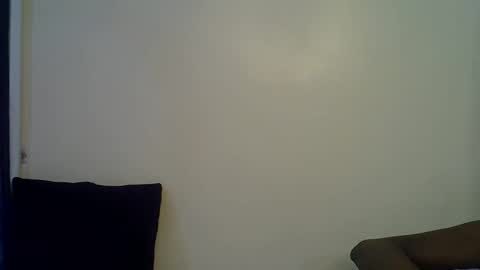 happy_kienyeji online show from November 22, 8:52 pm